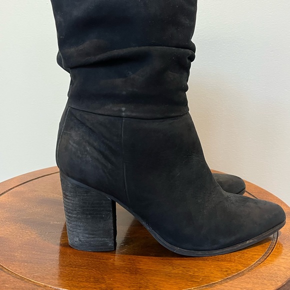 ALDO black suede boot size 7 - Picture 4 of 8